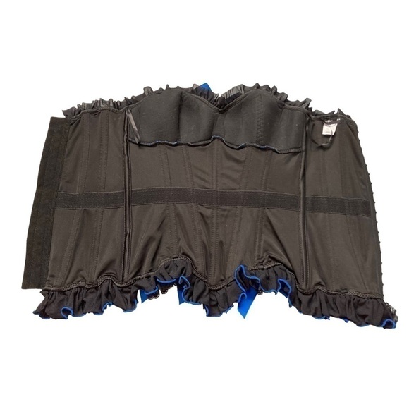 𝅺COQUETTE blue and black lace bustier corset top with ruffles and bows - Picture 13 of 14